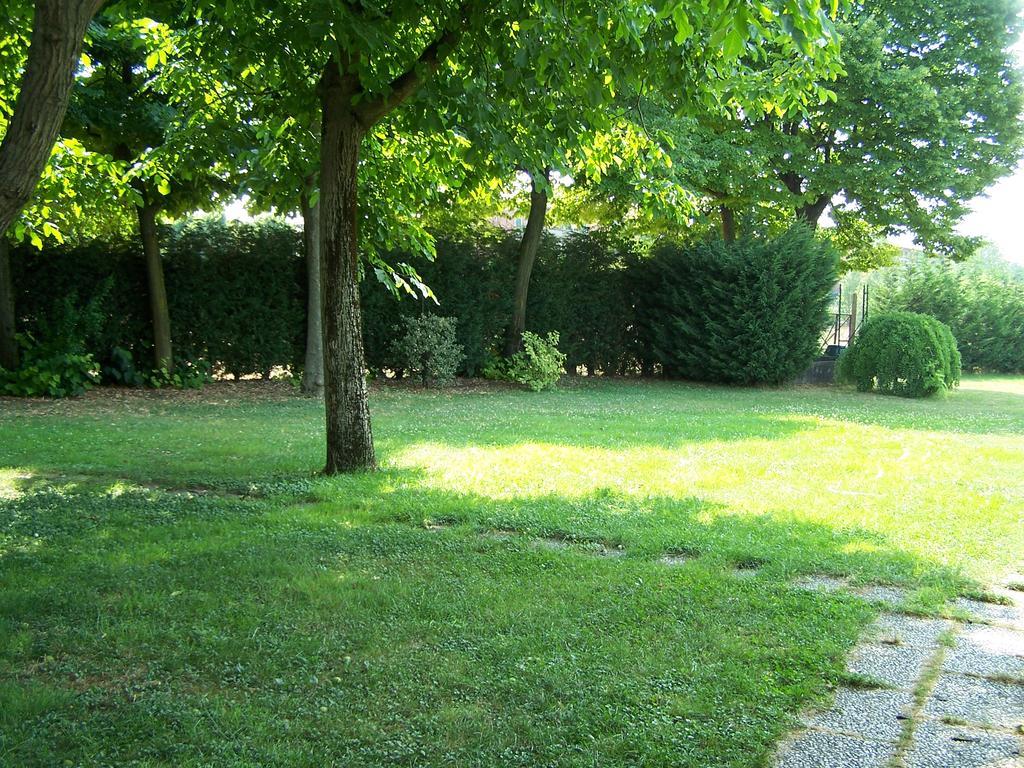 Corte Posta B&B - Parcheggio E Bagno In Camera Mantova Exterior photo